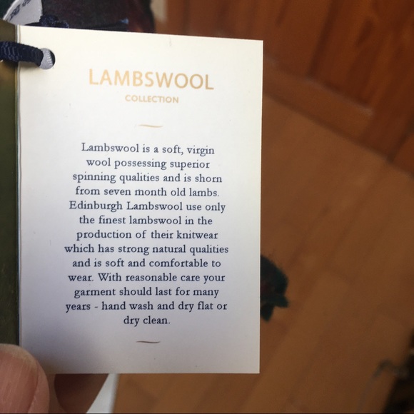 Edinburgh luxury Lamb’s wool 🥰 - Picture 10 of 10